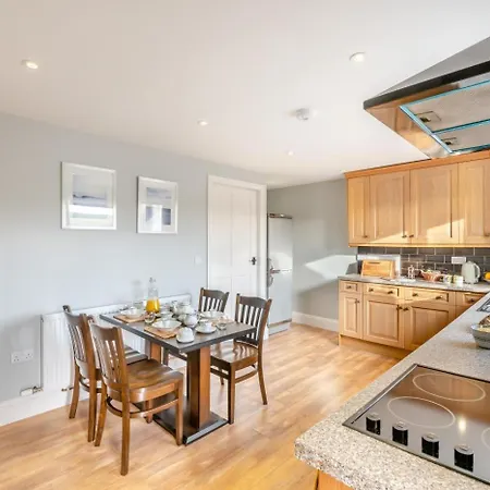 Holiday home 3 Bed In Oc-d30331 *