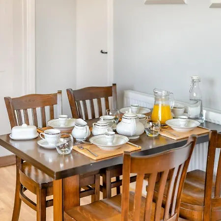 3 Bed In Oc-d30331 * Stainsacre