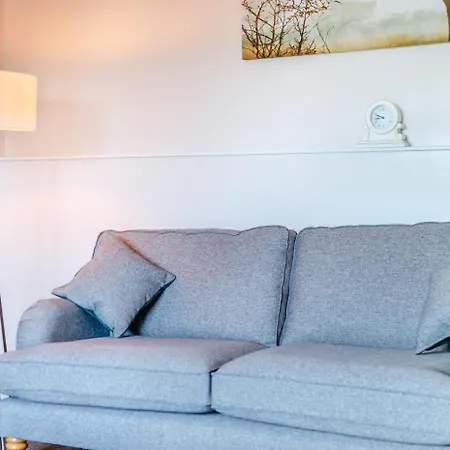 3 Bed In Oc-d30331 Holiday home *