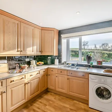 3 Bed In Oc-d30331