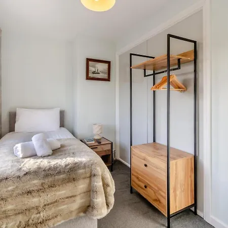 Holiday home 3 Bed In Oc-d30331